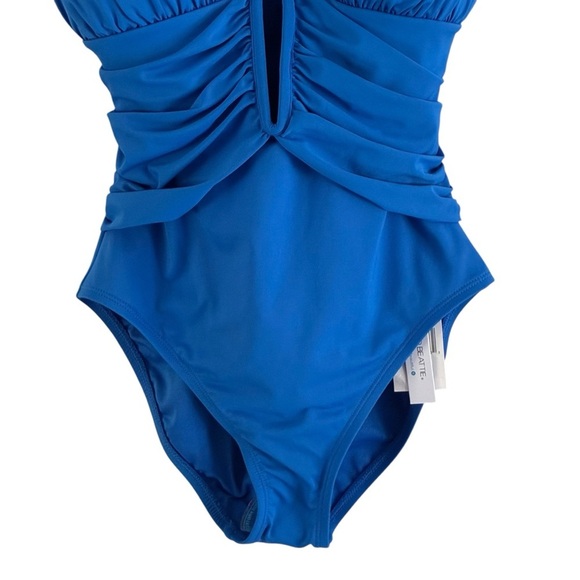 Bleu Rod Beattie Swimsuit Modest Flattering Fit
Blue Size 4 - Picture 5 of 9